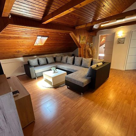 Apartment Milena บระทอนิกลา ภายนอก รูปภาพ